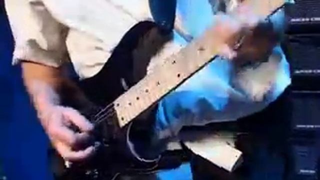 Roland U S MICRO CUBE Guitar Amplifier смотреть онлайн