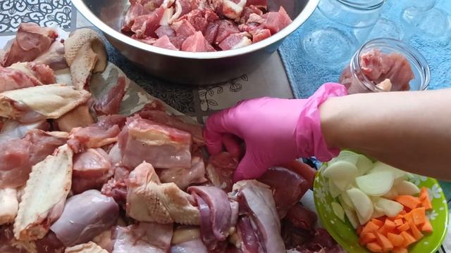 Тушенка из старых петухов🐔🐔🐔 смотреть онлайн