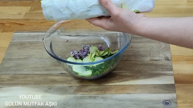 HİÇ UĞRAŞMADAN KIZARMADAN 12 DAKİKADA MASADA LEZZETİ EFSANE TARİF🤤💯👌 смотреть онлайн