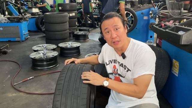 Porsche N-Spec tyres are different смотреть онлайн