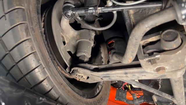 PCARMARKET Auction: Undercarriage - 1968 Porsche 911 L Outlaw смотреть онлайн