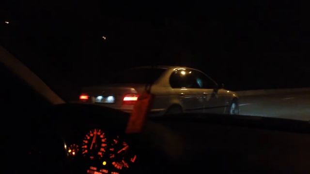 BMW E39 540 (manual) vs BMW E39 540 (automat) смотреть онлайн