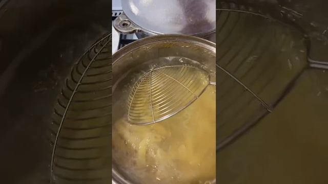 «Быстрые» макароны с картошкой🫶🏻 смотреть онлайн