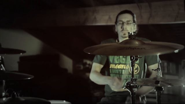 Garbage - I Think I'm Paranoid (drum cover) смотреть онлайн