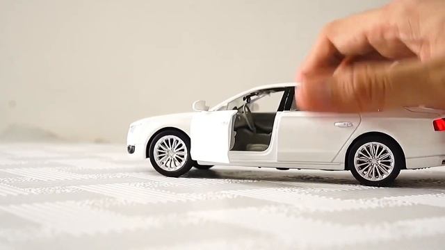 Unboxing of Audi A8 1:32 Scale Diecast Model Car смотреть онлайн