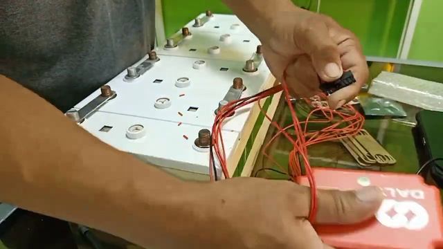 DIY BATTERY PACK USING DALY BMS 24V DC || SMART BMS  ACTIVE BALANCER 5a