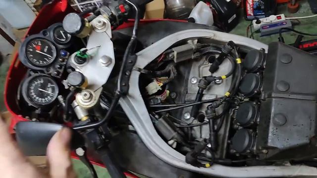 4 💚Desbloquear Motor, Batería, Contacto y mirar Chispa 🛠️ Proyecto restauración ZXR 750 telefónica смотреть онлайн