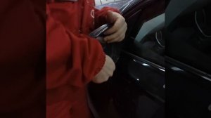 Снимаем зеркальный элемент за 5 секунд Audi A6
