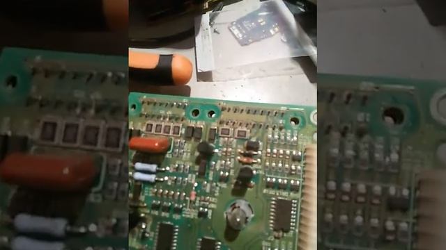 Réparation tableau de bord komtsu 450 et carte mère électronique смотреть онлайн