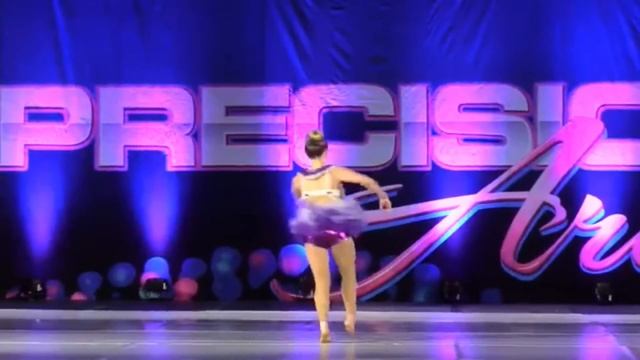 Queen: Level 2 Teen Solo, PAC Costume Award Winner смотреть онлайн