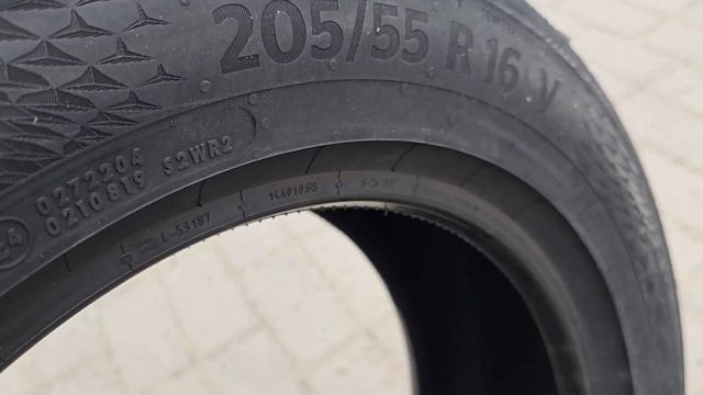 Continental UltraContact 205/55 R16 91V Detail
