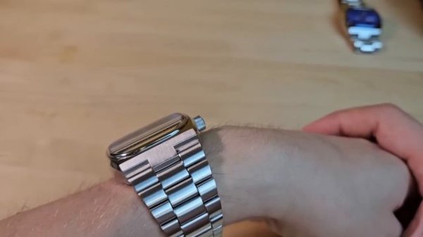 Слава Телевизор. Обзор часов