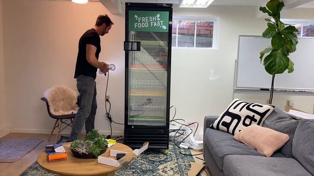 How to Unbox Your Byte Technology Smart Fridge Vending Machine смотреть онлайн