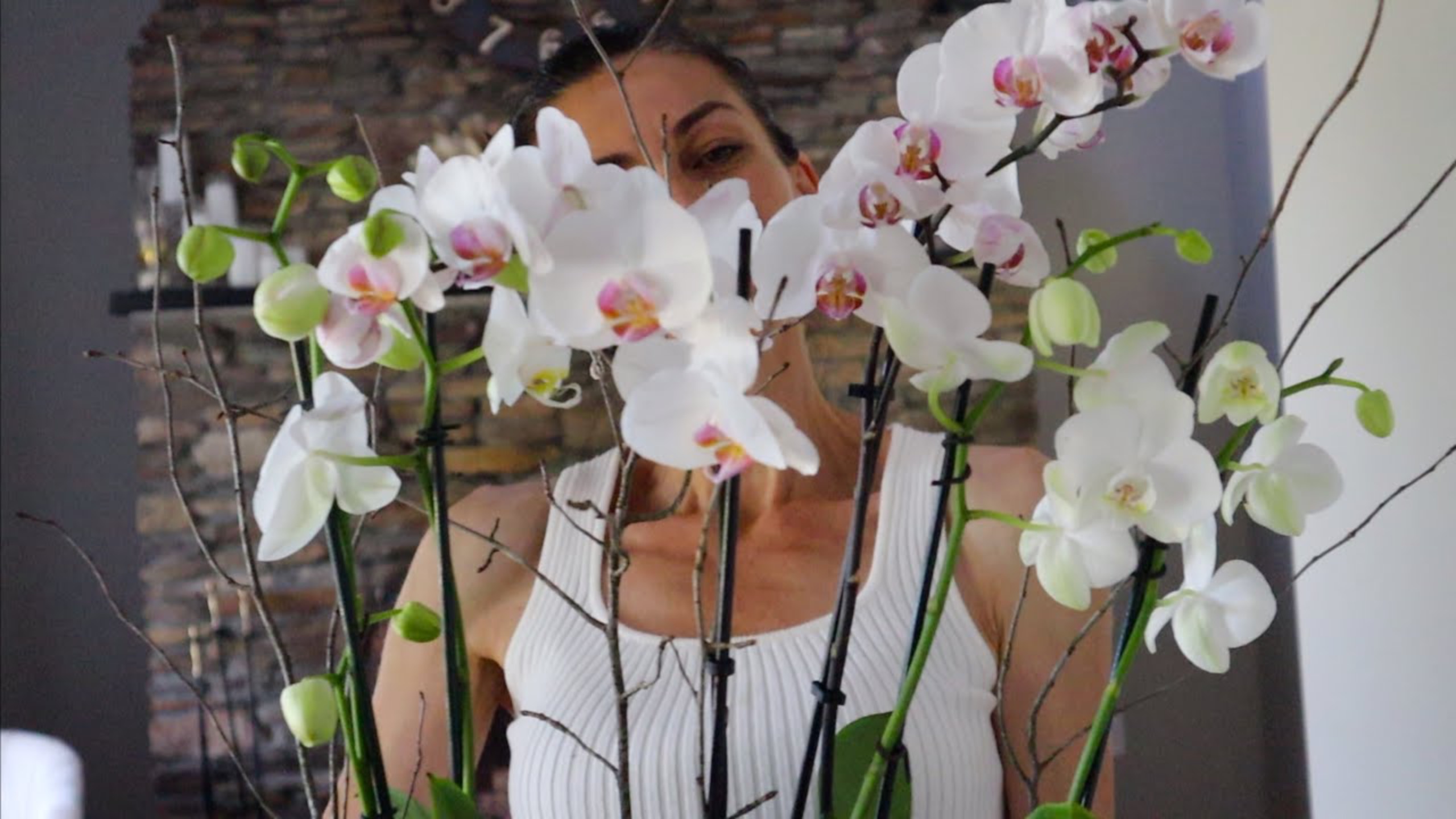 Любимый Завтрак 🍳 | Хлеб на Закваске 🍞 | Икебана из Орхидей 🌸 | Семейный Влог | Эгине смотреть онлайн