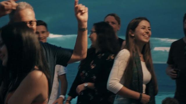 La Próxima Escapada - Escápate (Video Oficial) смотреть онлайн