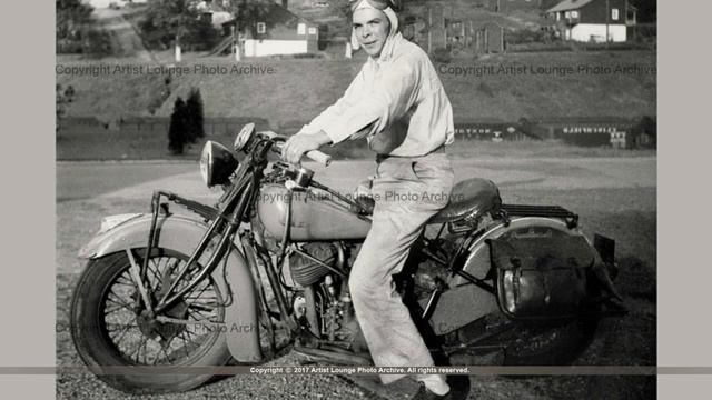 BMW & Zundapp German Motorcycles of WW2 - Photo Compilation Part 02 смотреть онлайн