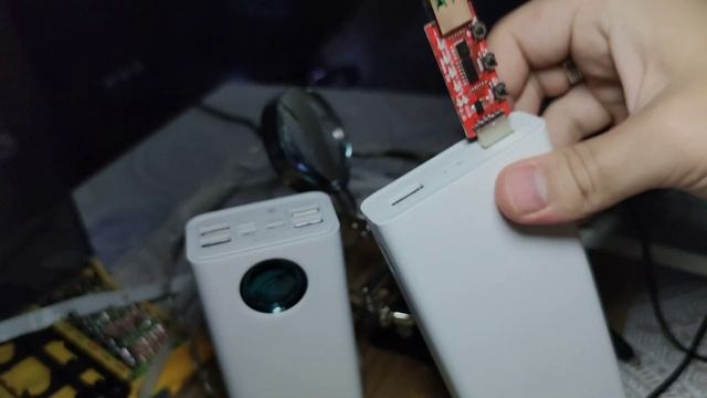 Use a regular 12V LED strip with a powerbank | Easy trick смотреть онлайн