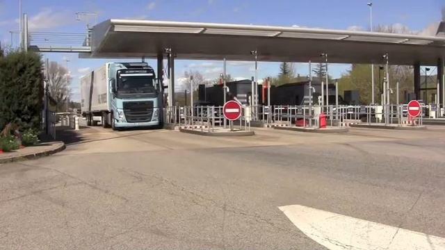 Prise en main du Volvo FH LNG смотреть онлайн