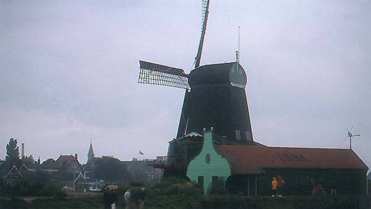 HOLLAND смотреть онлайн