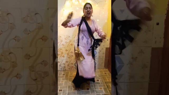 Jaatni Kache Kate Se💃💃😎#youtubeshorts #dance #jaatnikachekate #hariyanvidance #hariyanvisong #jaatn смотреть онлайн