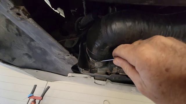 mk5 mk6 VW Jetta TDI fan replacement смотреть онлайн