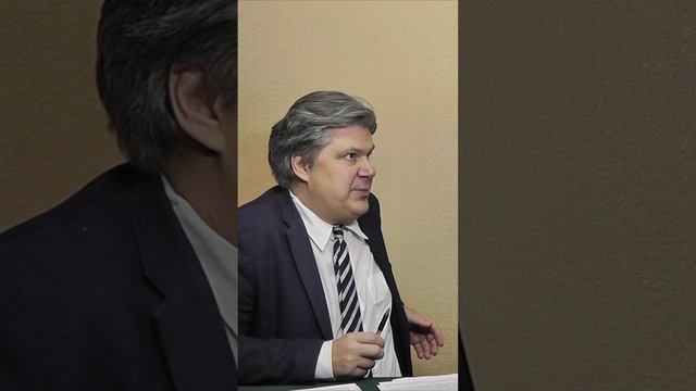 Из Москвы пришла информация, что никаких уступок типа ЛБС или даже четыре региона уже быть не может. смотреть онлайн