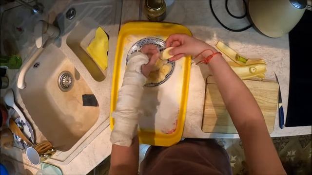 Каша, морс + нарезка фрукты. смотреть онлайн