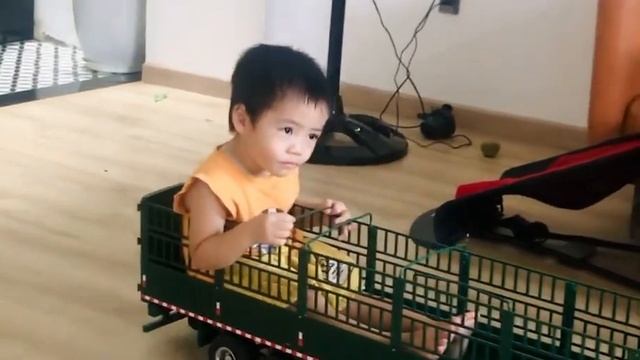 Mercedes actros 8x8 , 1/14, Truck 8x8 . Xe đầu kéo смотреть онлайн