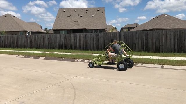 Gr8KidReviews - The Go Kart Runneth! смотреть онлайн