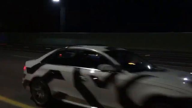 Audi a4 3.0T REVO VS Audi Rs3 APR (402m) смотреть онлайн