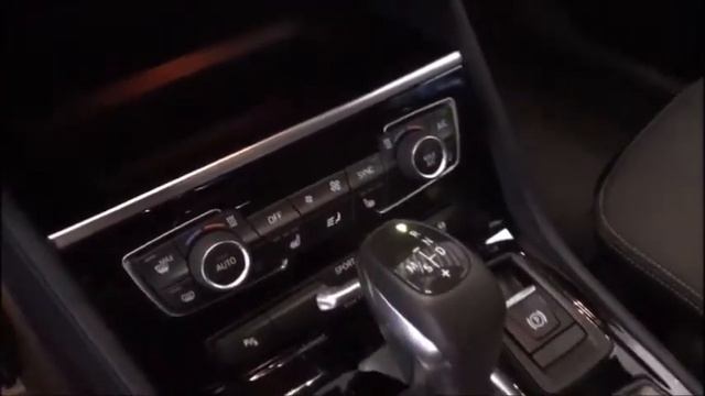 BMW 218d xDrive Active Tourer Steptronic смотреть онлайн