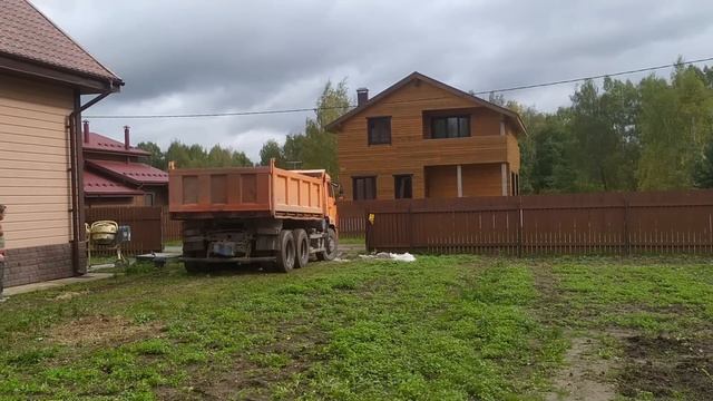 ПОГРЕБ СВОИМИ РУКАМИ. УСТАНОВКА ПЛАСТИКОВОГО ПОГРЕБА СВОИМИ РУКАМИ. БЕТОННЫЙ САРКОФАГ. смотреть онлайн