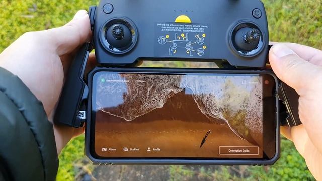 DJI Mavic Mini SE - Preparing for first flight with Mavic Mini battery & propeller guards смотреть онлайн