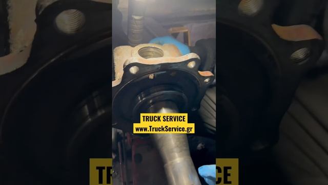 Front axle repair TRUCK SERVICE #truckservice #mercedes #atego #sprinter #axle @kousgr @MercedesBen смотреть онлайн