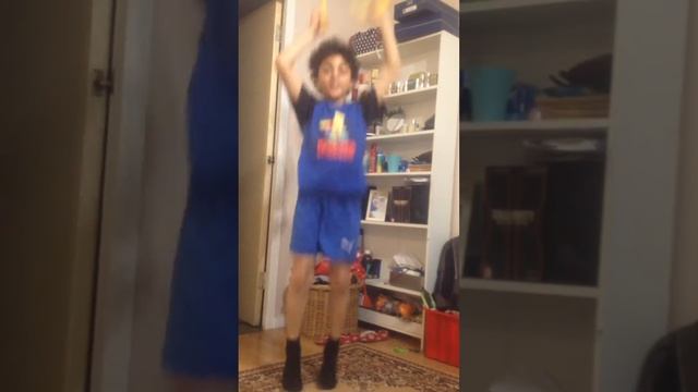 Crazy banana dance смотреть онлайн