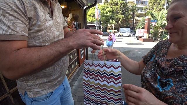 АДЛЕР. Пляж "Чайка" ☼ Зашли к Геворгу. Набережная Мзымты .. смотреть онлайн