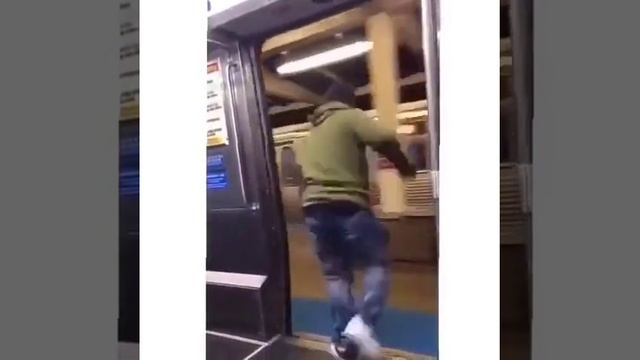 Когда проспал остановку😅