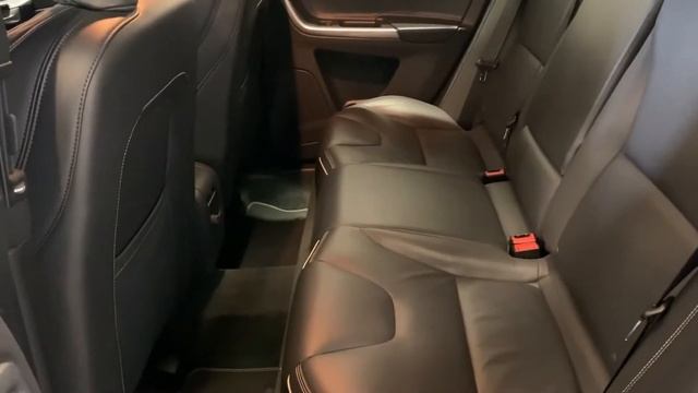 2014 - VOLVO XC60 R DESIGN - BLACK смотреть онлайн