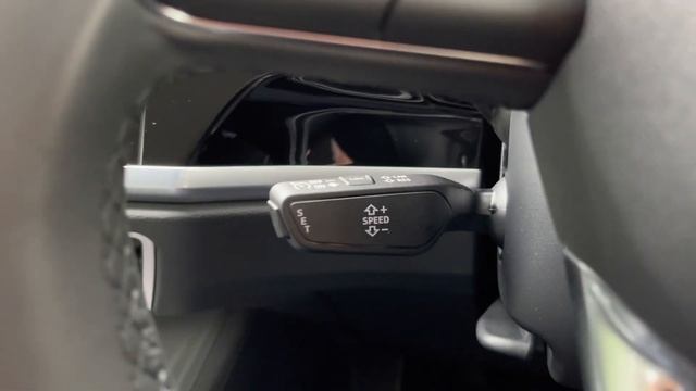 Brand New Audi Q3 1.5 TFSI 35 Technik 6-Speed at Stafford Audi смотреть онлайн