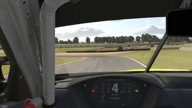 LAP Guide: Oulton Park International with BMW M4 GT4 | iRacing смотреть онлайн