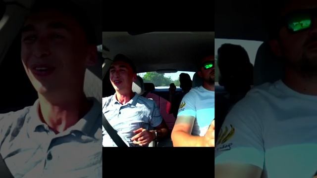 Гонщик на СТАРОЙ БЕХЕ показывает такой КЛАСС! #shorts смотреть онлайн