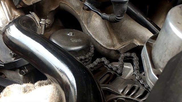 How to open BMW E36M43 oil filter cover with simple tools смотреть онлайн