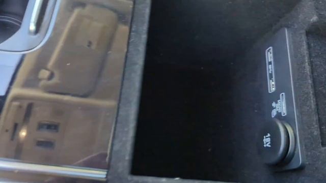 Gage Car Reviews Episode 1,237: 2019 Jaguar XE 25t смотреть онлайн