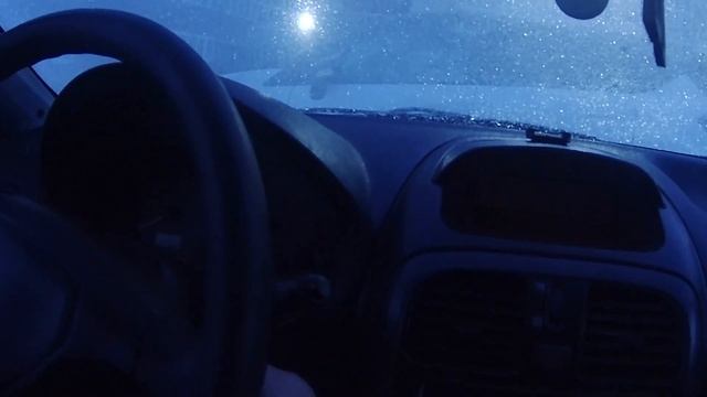 Первые морозы запуск двигателя Мицубиси Каризма 1.6 тест акб декус смотреть онлайн