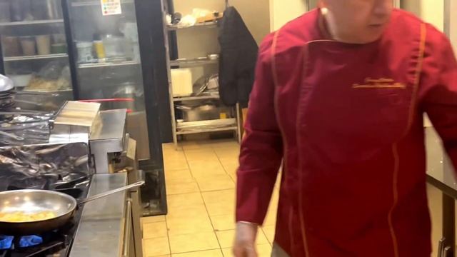 Cook Penne W/ Garlic, Oil, & Broccoli смотреть онлайн