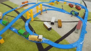 Паровозик Томас ♪ Дагони по кругу! Игры для детей