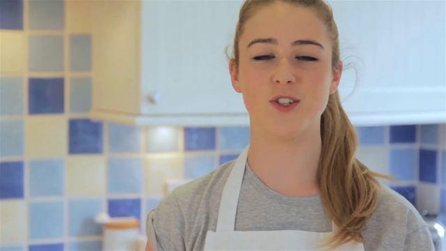 Bursting Berry Muffin Recipe смотреть онлайн