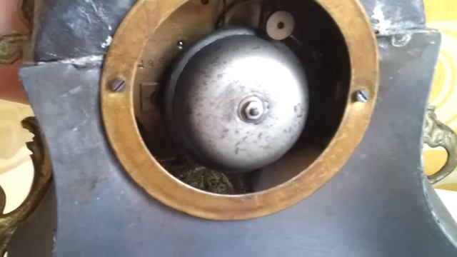 Часы с дамой и боем смотреть онлайн