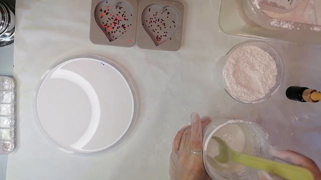 Гипсовые изделия с блёстками | Провальный эксперимент с аромагипсом смотреть онлайн