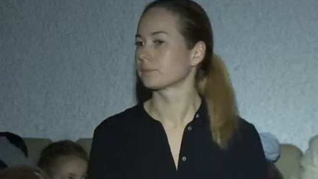 (Архив) Театр актера и куклы «ГОНГ» выступил с аншлагом в ДК «Современник». смотреть онлайн